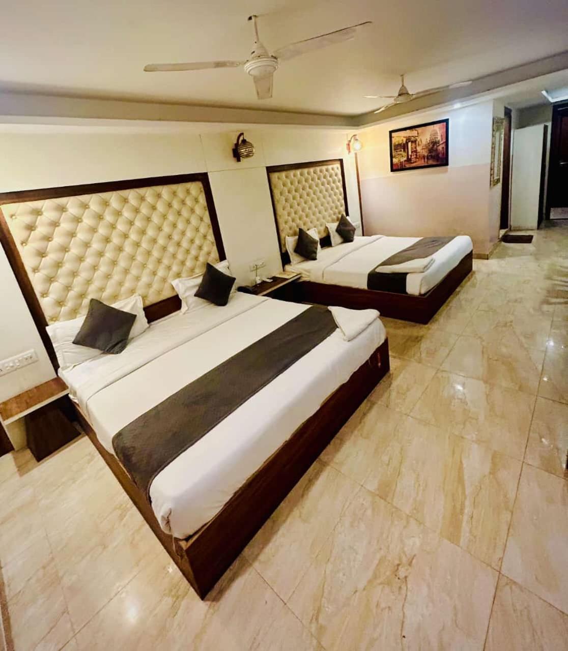 Hotel Airport City Nuova Delhi Esterno foto