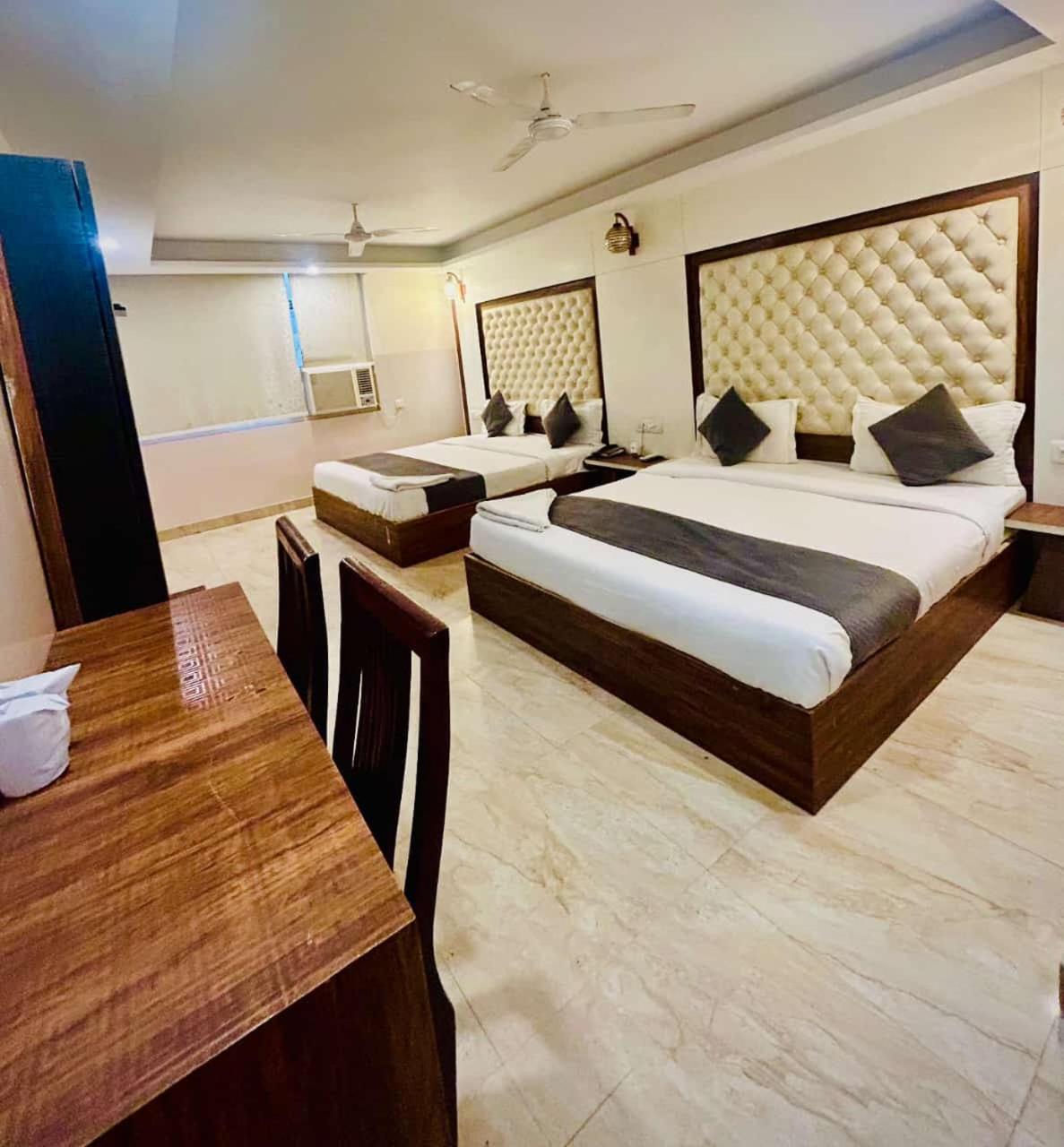Hotel Airport City Nuova Delhi Esterno foto