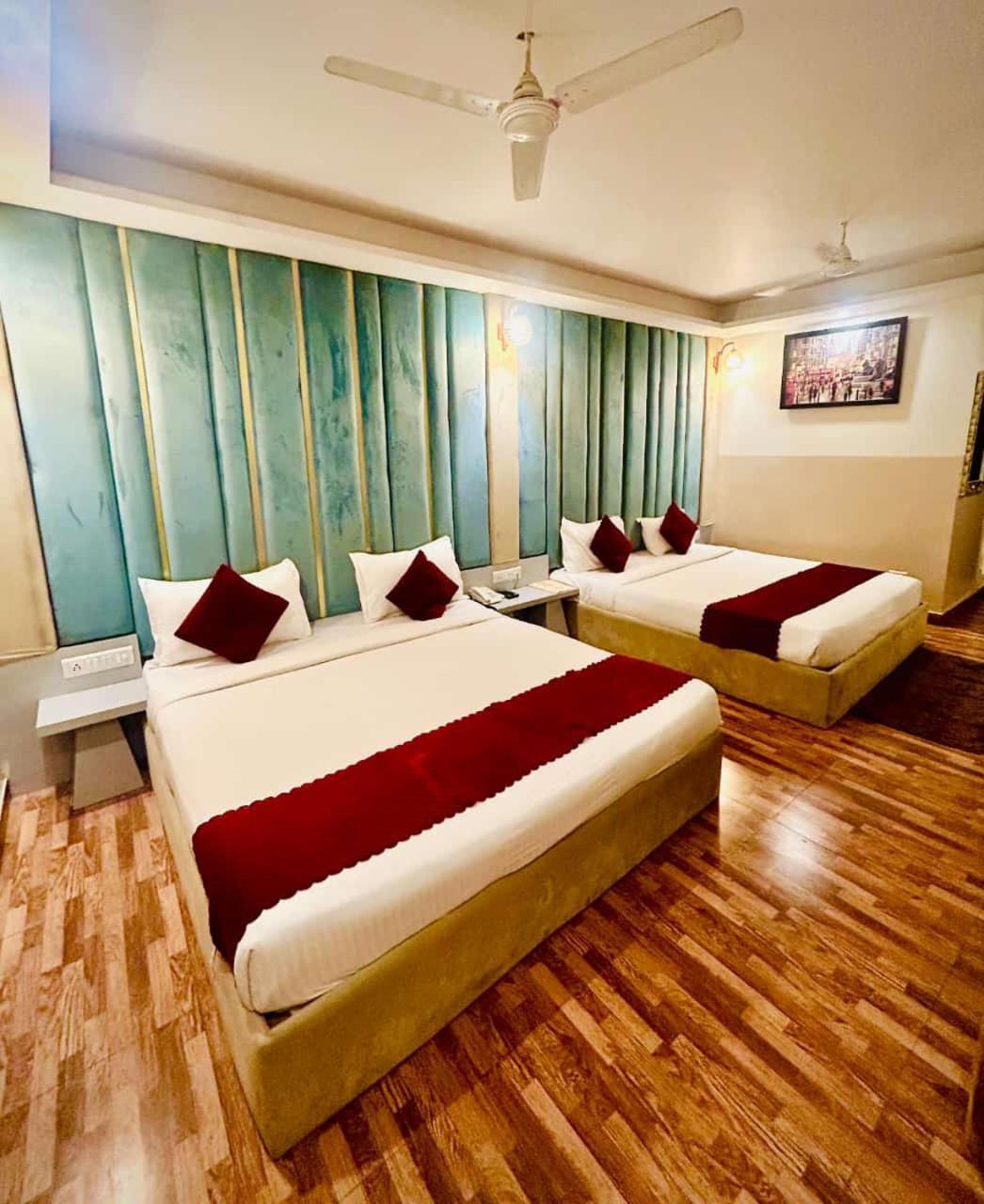 Hotel Airport City Nuova Delhi Esterno foto