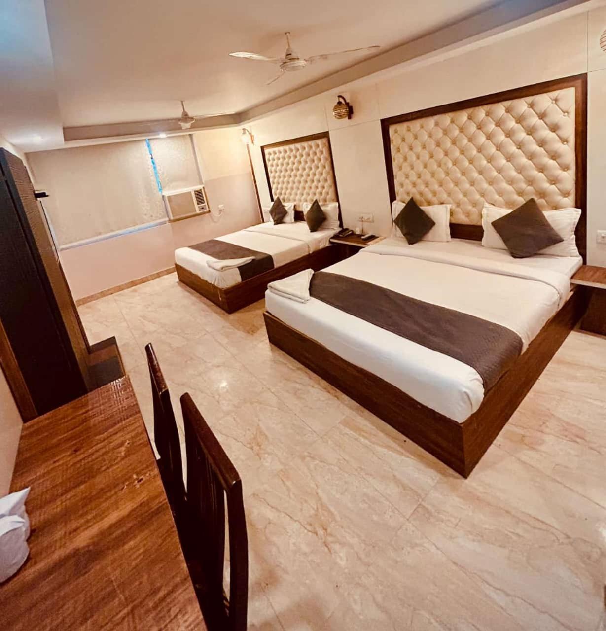 Hotel Airport City Nuova Delhi Esterno foto