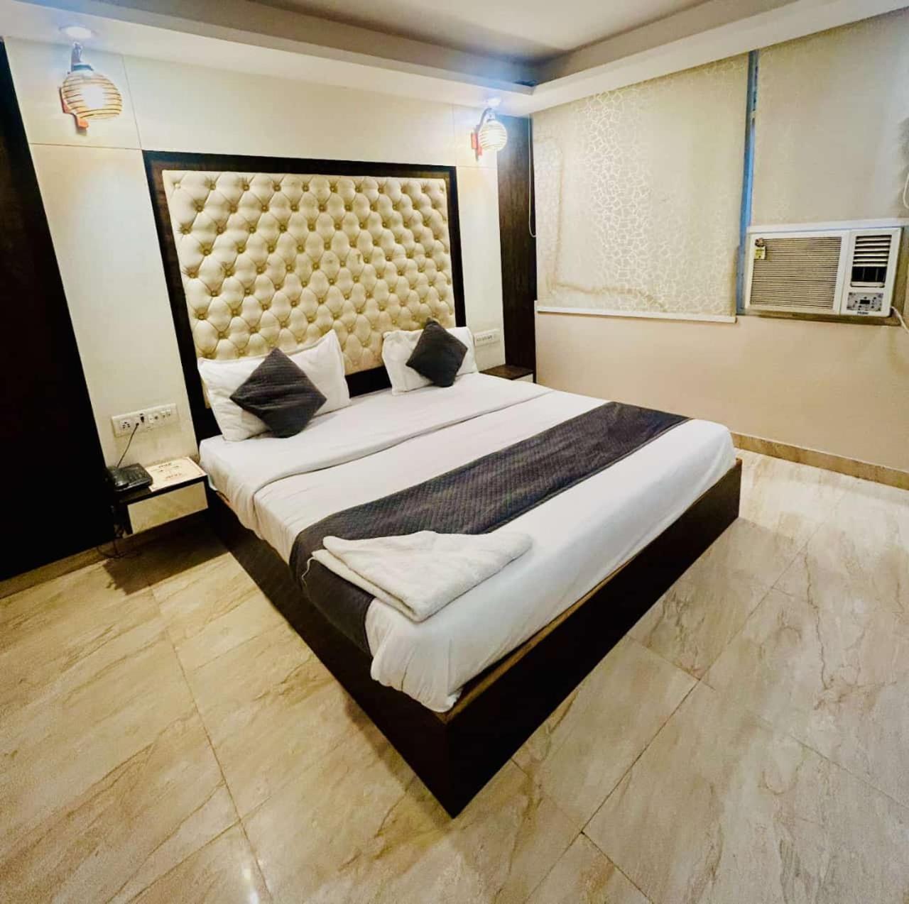 Hotel Airport City Nuova Delhi Esterno foto