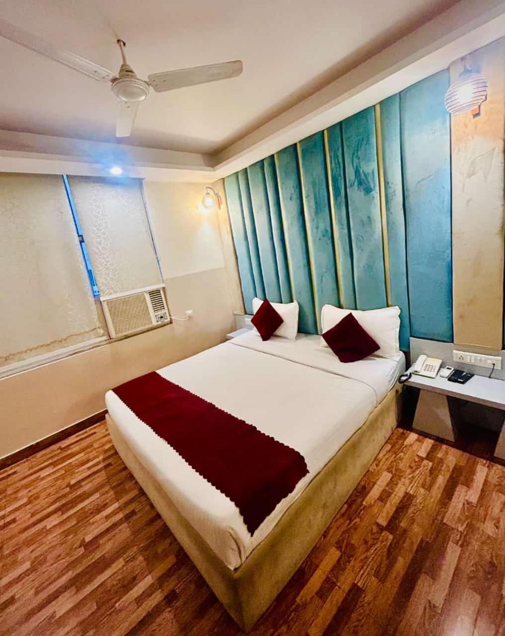 Hotel Airport City Nuova Delhi Esterno foto