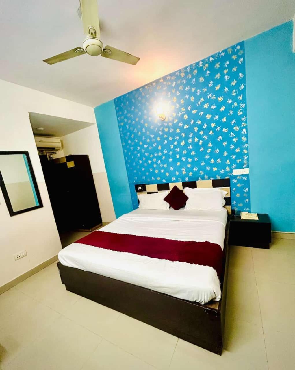 Hotel Airport City Nuova Delhi Esterno foto