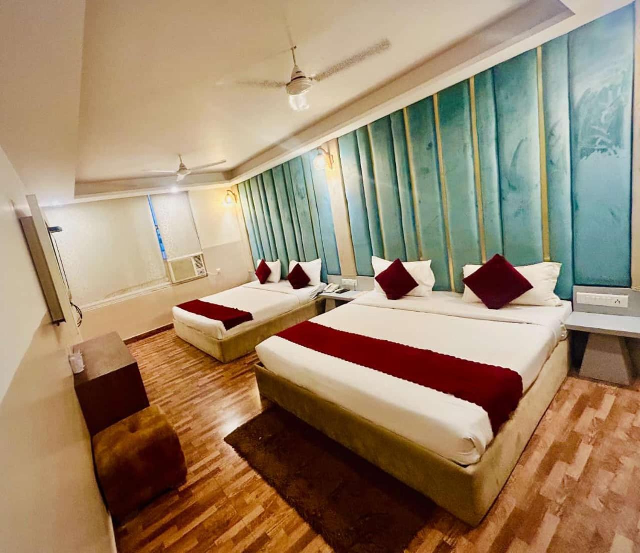 Hotel Airport City Nuova Delhi Esterno foto